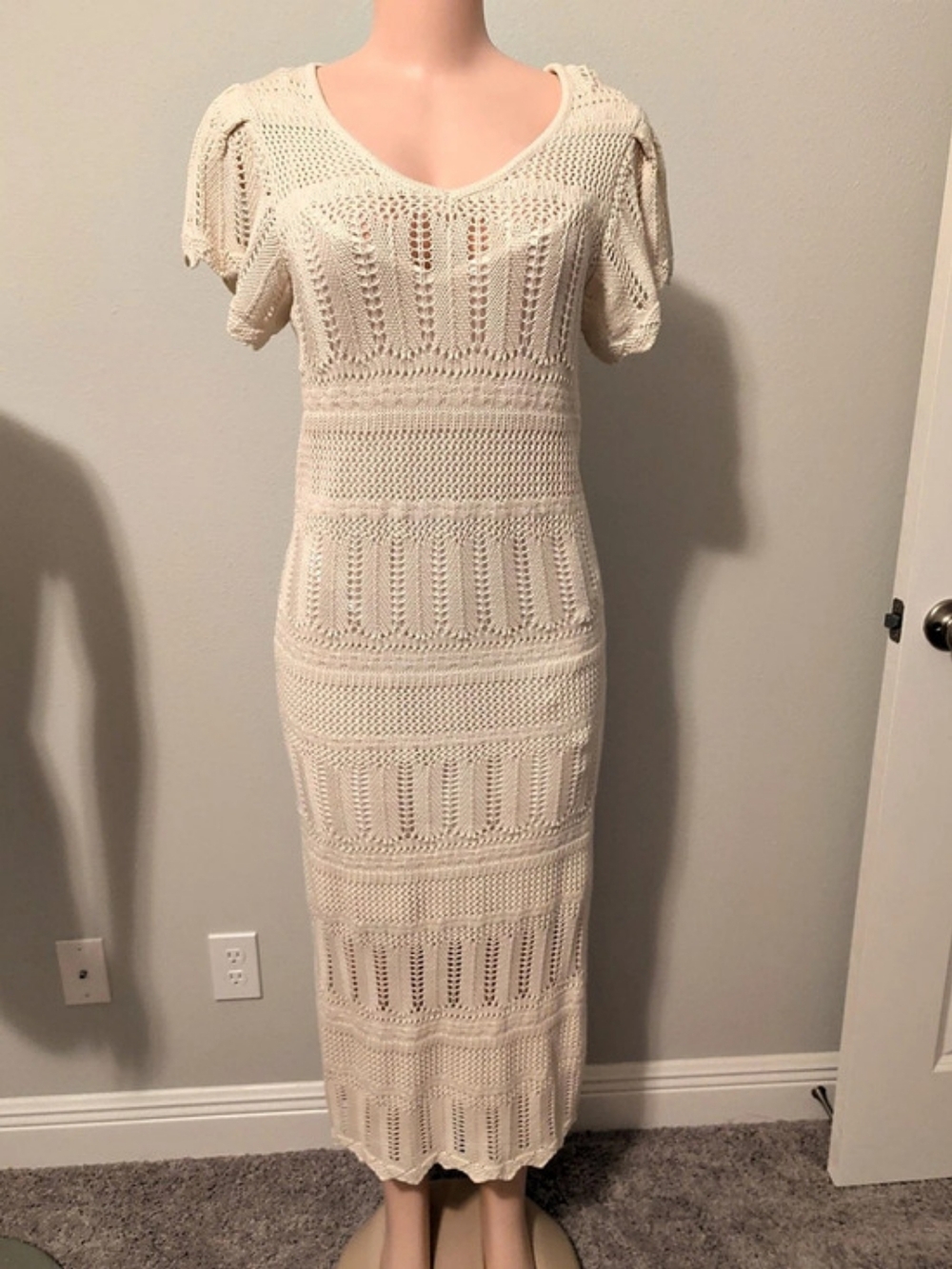 Jessica Simpson Crochet Maxi Dress Cream Medium